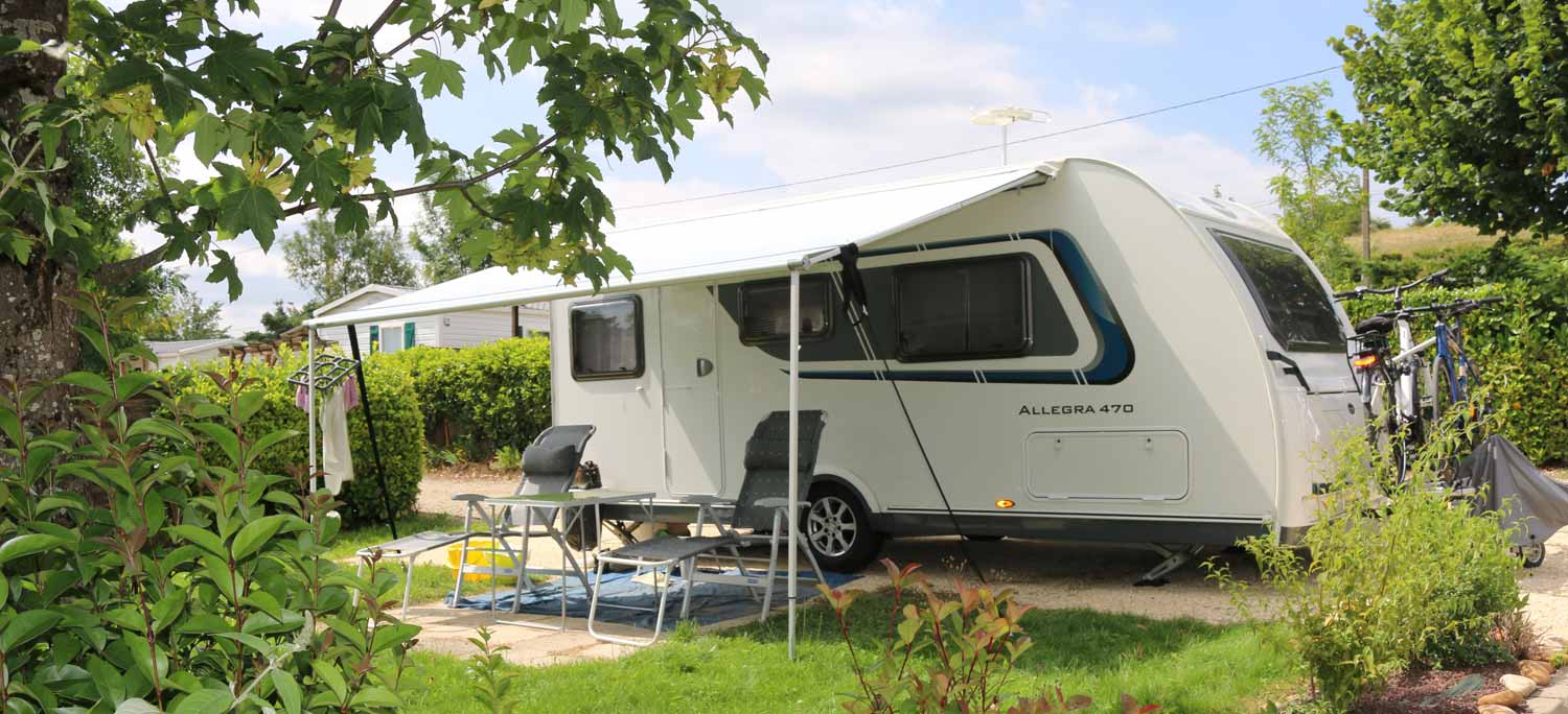 emplacement de camping tentes isere